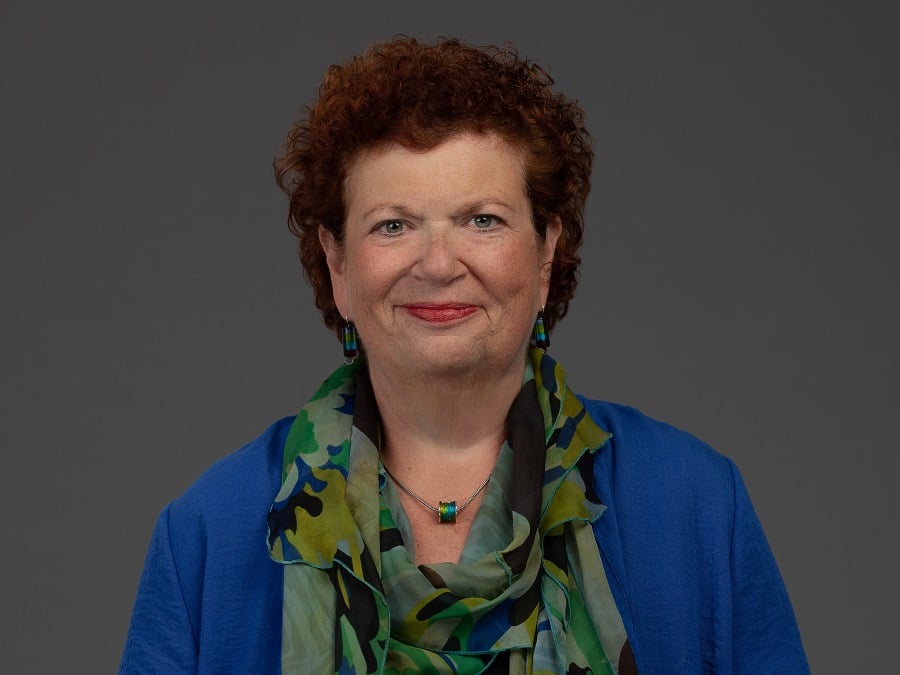 Robyn Golden